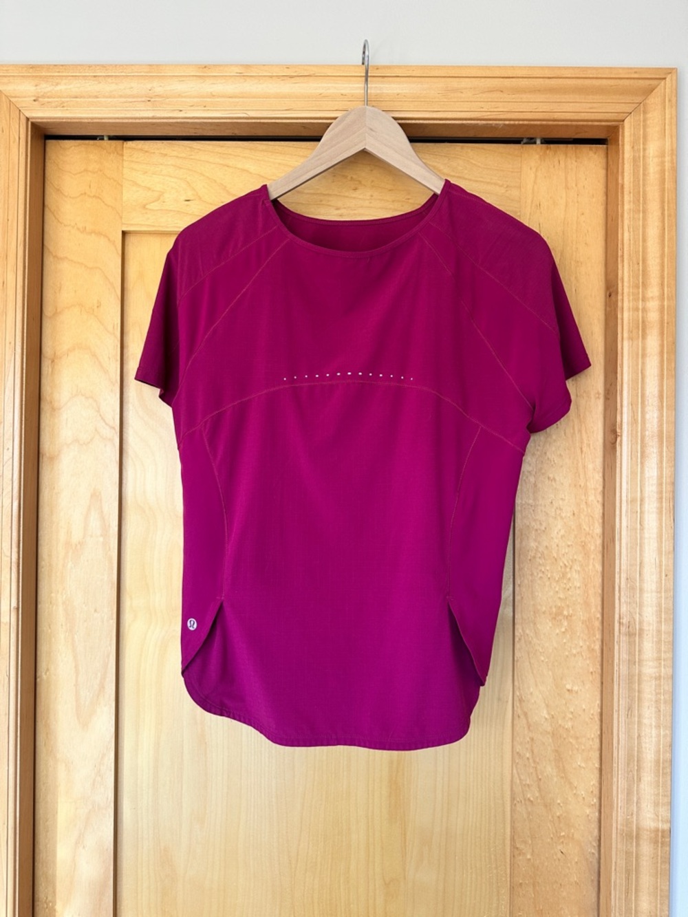 lululemon athletica Magenta Short Sleeve Performance Tee